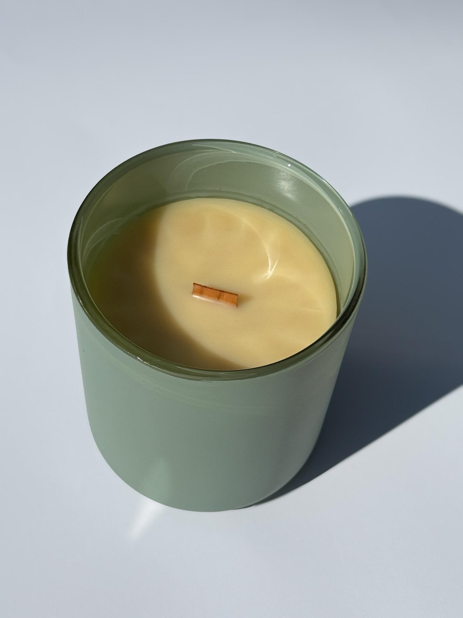 Making MatthieuHandmade Candles – Premium Coconut Beeswax Blend for a Clean, Long Burn