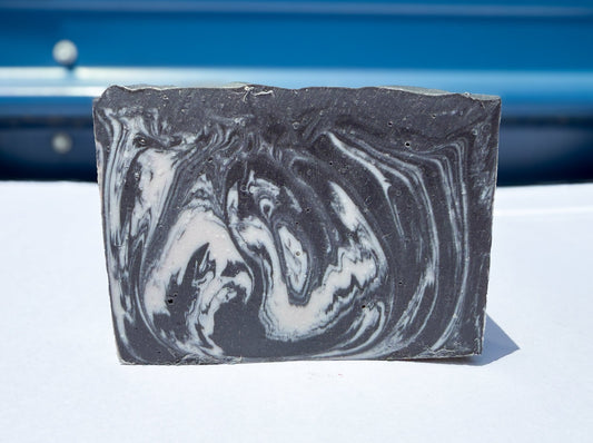 Making MatthieuMahogany Teakwood Vegan Soap Bar – Dramatic Marble, Luxurious Cleanse 🤍💛