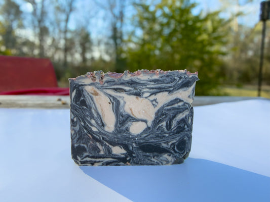 Making MatthieuMahogany Teakwood Vegan Soap Bar – Dramatic Marble, Luxurious Cleanse 🤍💛